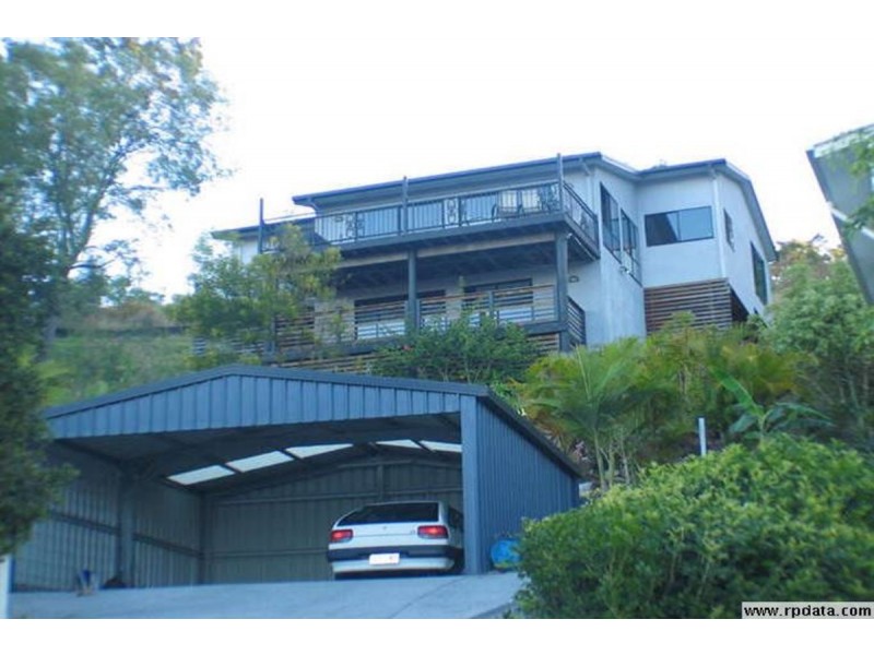 11 Moroccan Street, Highland Park QLD 4211