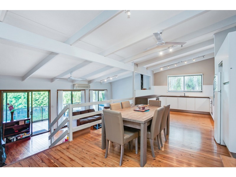 98 Plateau Crescent, Carrara QLD 4211