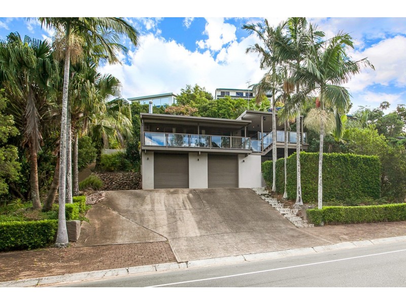 98 Plateau Crescent, Carrara QLD 4211