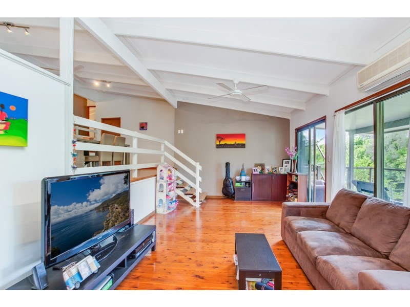 98 Plateau Crescent, Carrara QLD 4211