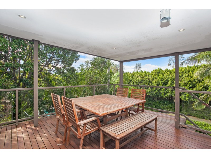 98 Plateau Crescent, Carrara QLD 4211