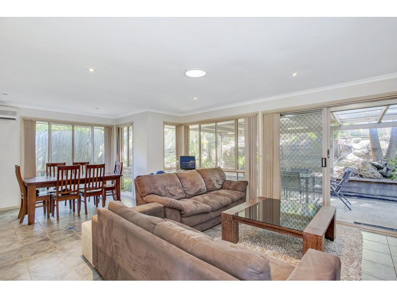 2 Lauder Court, Highland Park QLD 4211