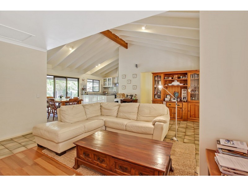 113 Clagiraba Road, Clagiraba QLD 4211