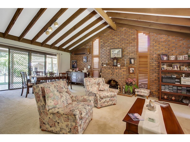 113 Clagiraba Road, Clagiraba QLD 4211