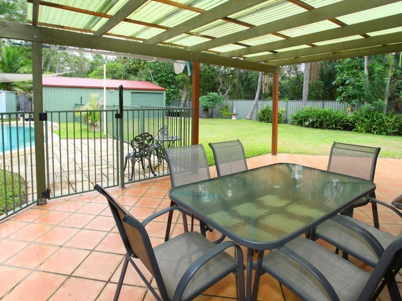 24 Richard Crescent, Highland Park QLD 4211