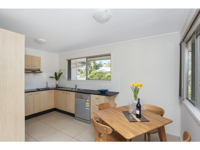 33 Lavelle Street, Nerang QLD 4211