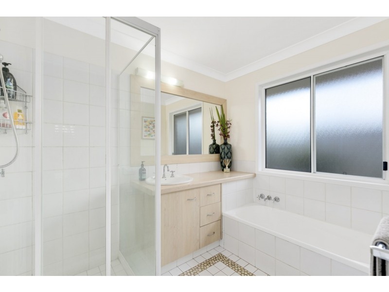 46 Hastings Crescent, Carrara QLD 4211