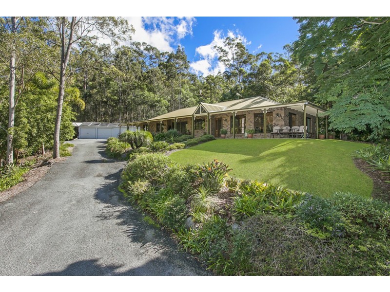 27 Hoop Pine Court, Advancetown QLD 4211