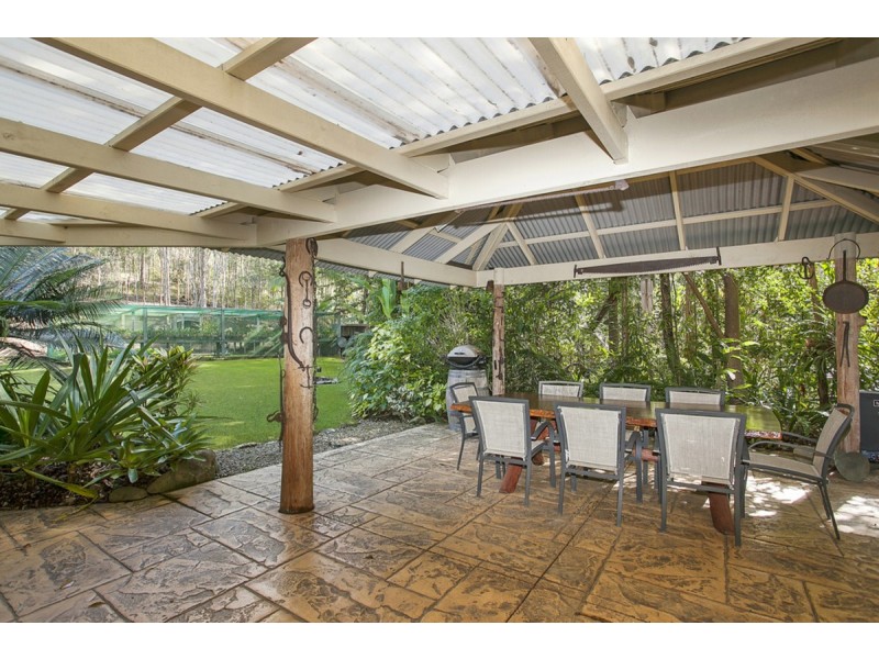 27 Hoop Pine Court, Advancetown QLD 4211