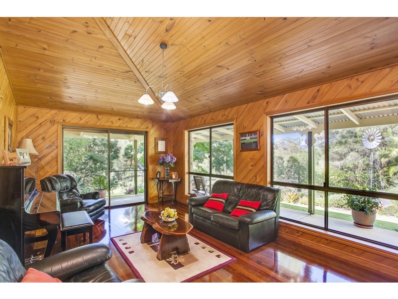 27 Hoop Pine Court, Advancetown QLD 4211