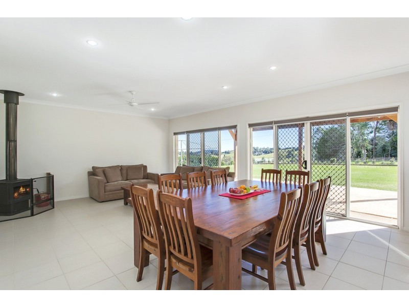 1834 Beechmont Road, Beechmont QLD 4211