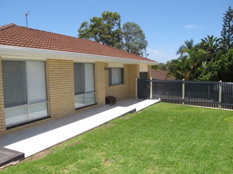 33 Pappas Way, Carrara QLD 4211