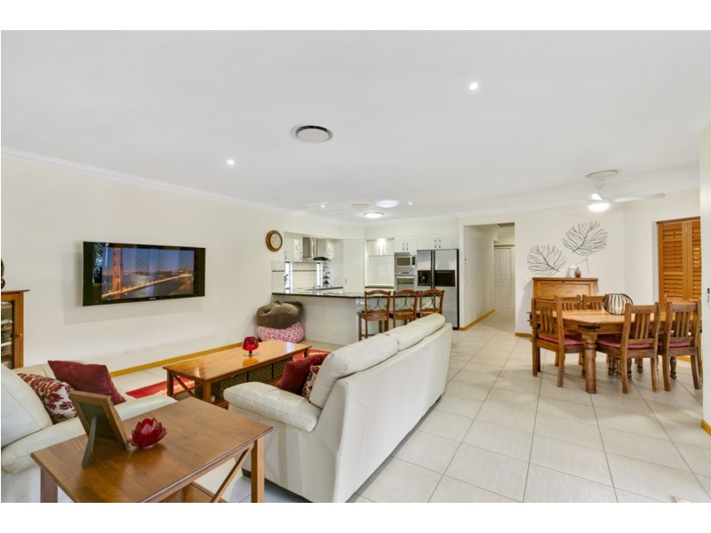 65 Lawnhill Drive, Nerang QLD 4211