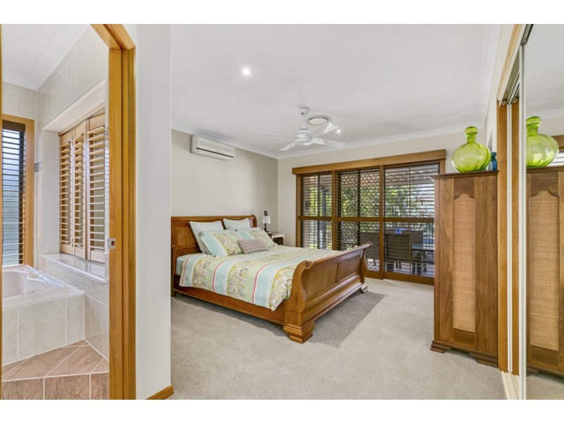 65 Lawnhill Drive, Nerang QLD 4211
