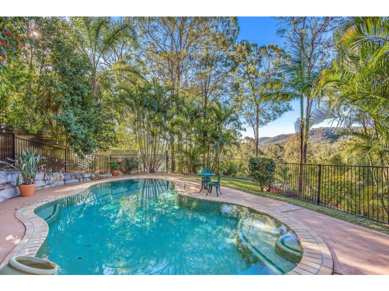 11 – 13 Kingsmead Court, Mount Nathan QLD 4211