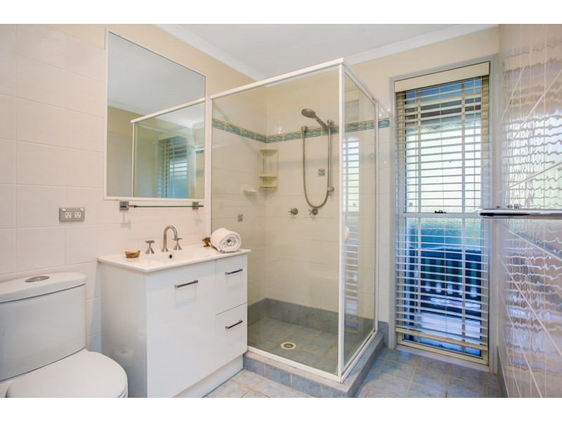 11 – 13 Kingsmead Court, Mount Nathan QLD 4211