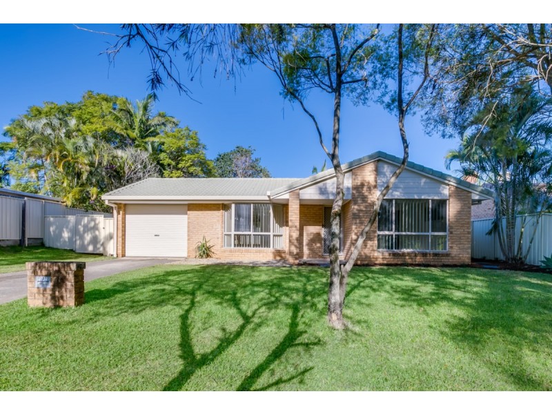102 Teasdale Drive, Nerang QLD 4211