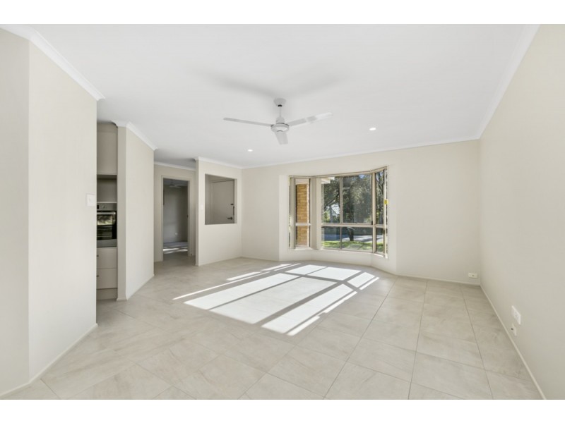 102 Teasdale Drive, Nerang QLD 4211