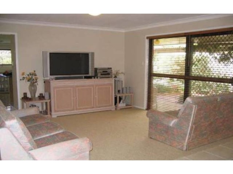 13 Valerie Street, Ashmore QLD 4214