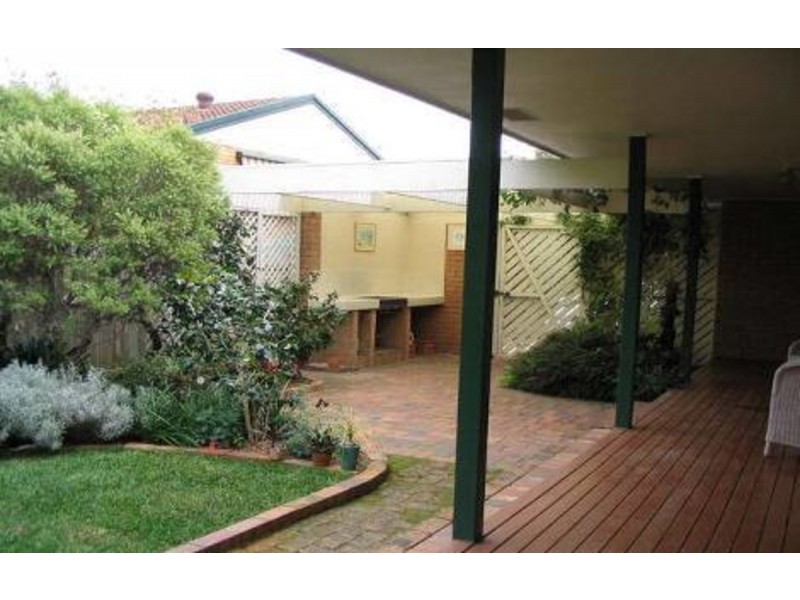 13 Valerie Street, Ashmore QLD 4214