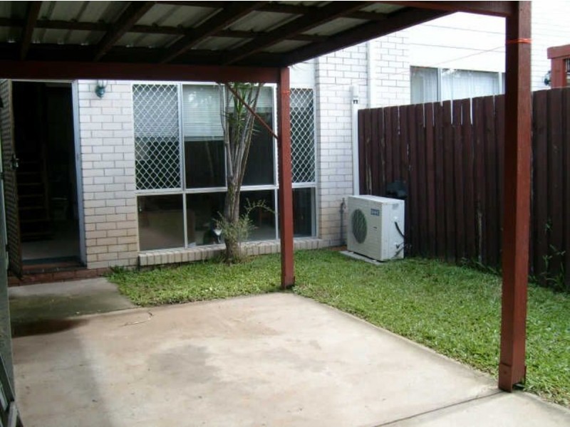 2/73 Price Street, Nerang QLD 4211