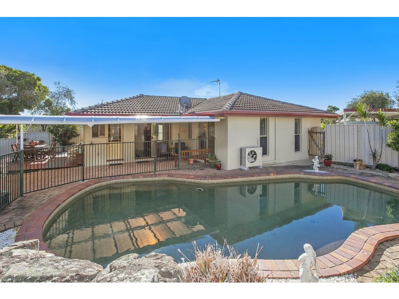 12 Leesa Court, Highland Park QLD 4211