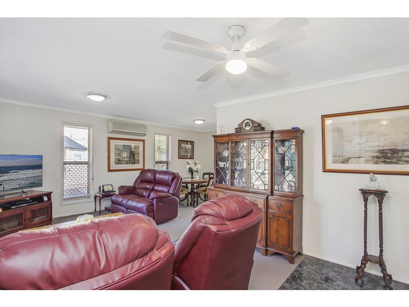 12 Leesa Court, Highland Park QLD 4211