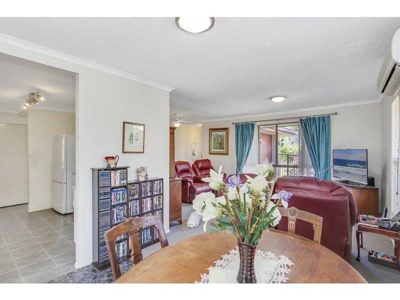 12 Leesa Court, Highland Park QLD 4211