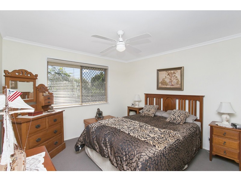 12 Leesa Court, Highland Park QLD 4211