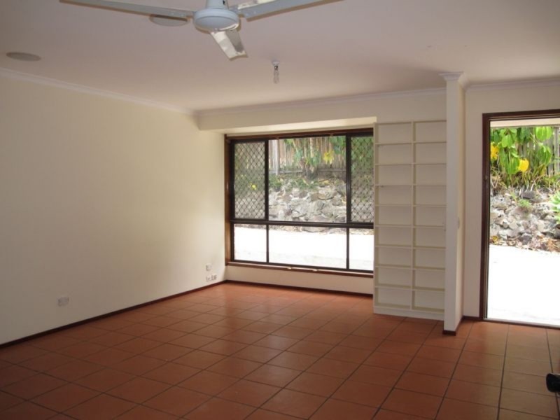 1/7 Gumbeel Court, Highland Park QLD 4211