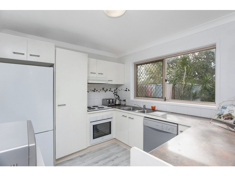 4/6-20 Ben Lomond Drive, Highland Park QLD 4211