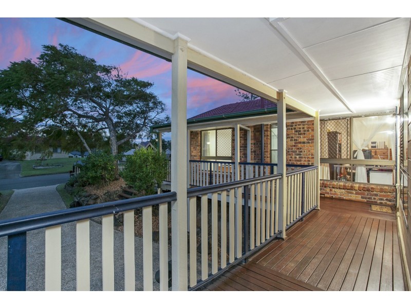 4 Carrabean Avenue, Ashmore QLD 4214