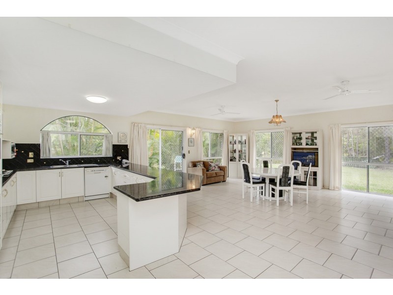 13 Lawnhill Drive, Nerang QLD 4211
