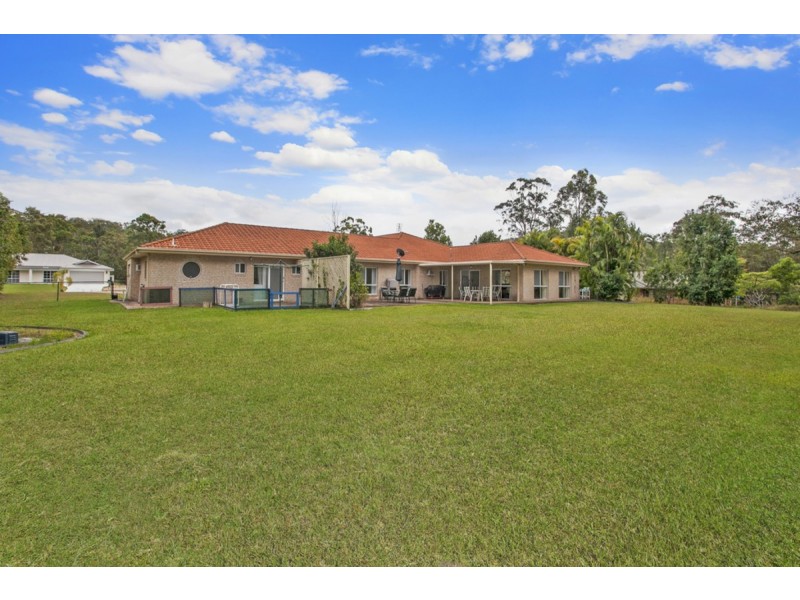 13 Lawnhill Drive, Nerang QLD 4211