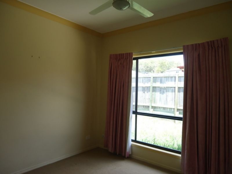 8 Bluetail Crescent, Upper Coomera QLD 4209