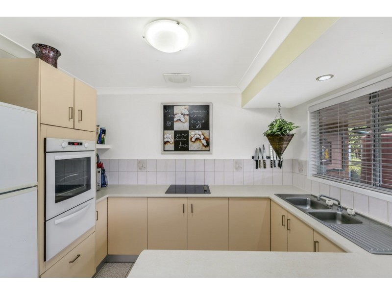 1 Sueden Court, Nerang QLD 4211