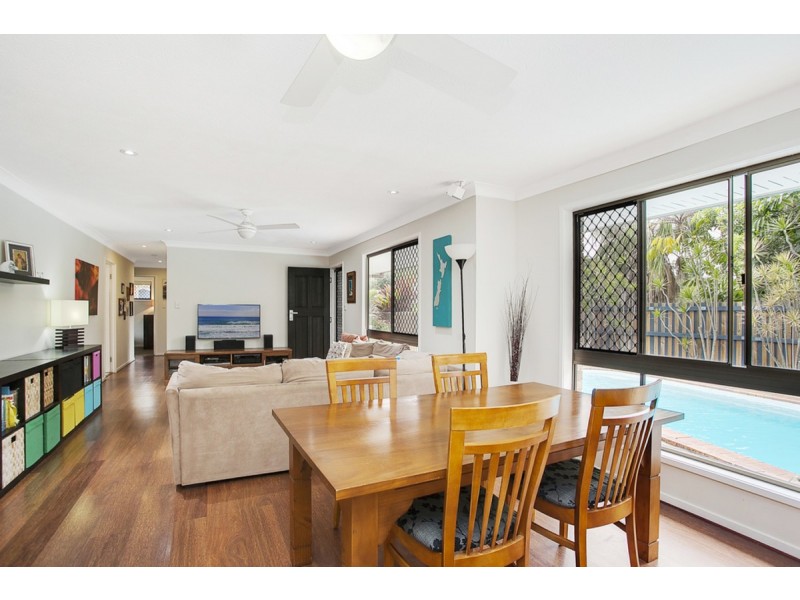 41 Barrine Drive, Worongary QLD 4213