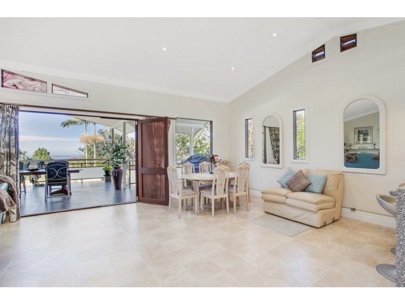 31 Loop Road, Lower Beechmont QLD 4211