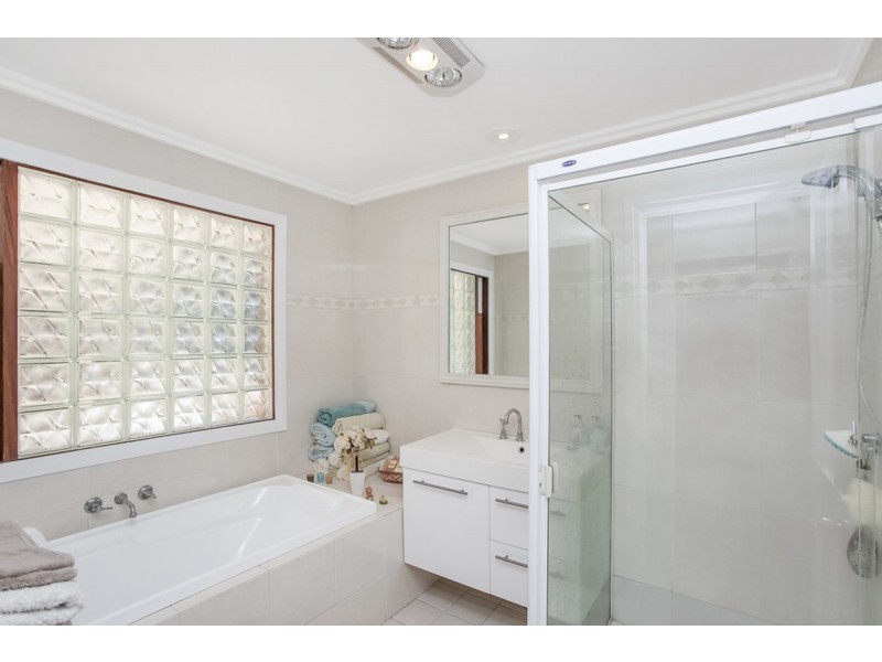 31 Loop Road, Lower Beechmont QLD 4211