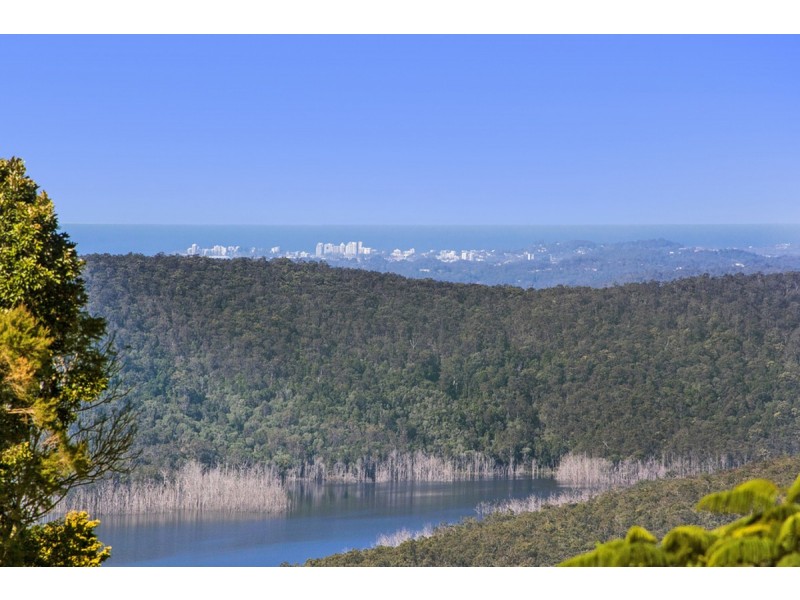 31 Loop Road, Lower Beechmont QLD 4211