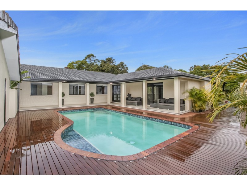 19 Nerang River Drive, Nerang QLD 4211