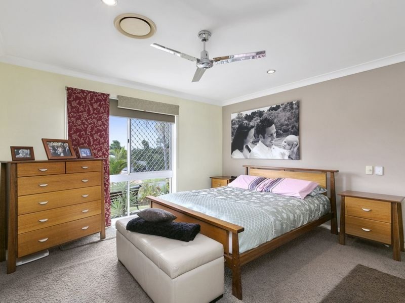 17 Foxhill Court, Carrara QLD 4211