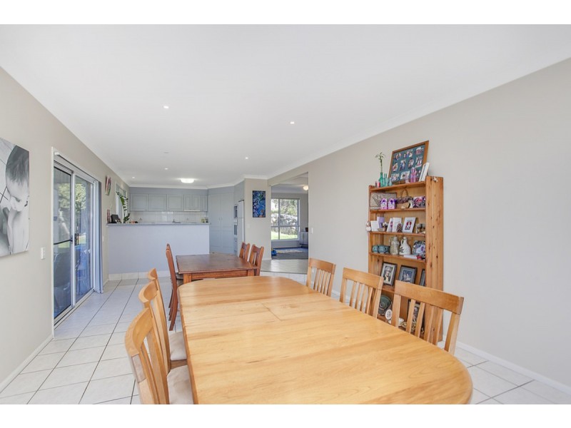 18 Moroccan Street, Highland Park QLD 4211