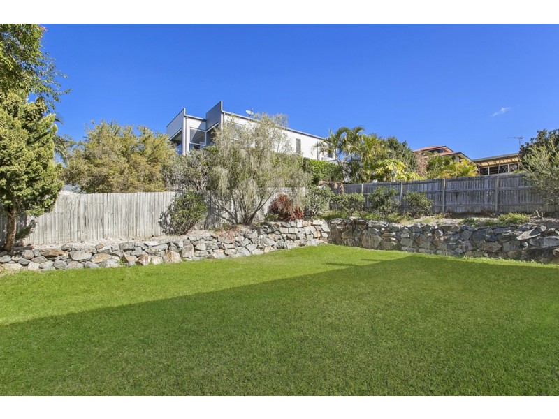 18 Moroccan Street, Highland Park QLD 4211