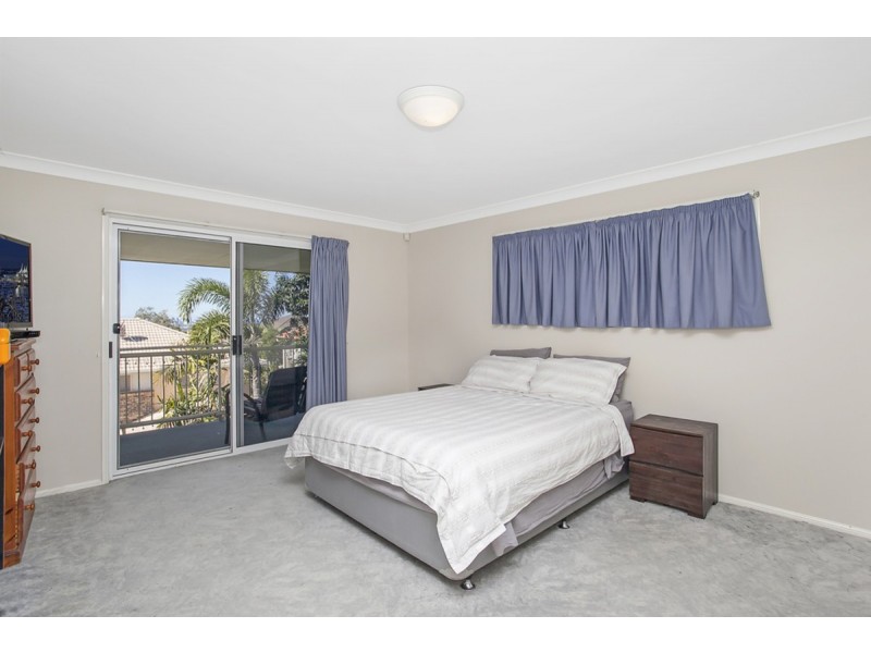 18 Moroccan Street, Highland Park QLD 4211