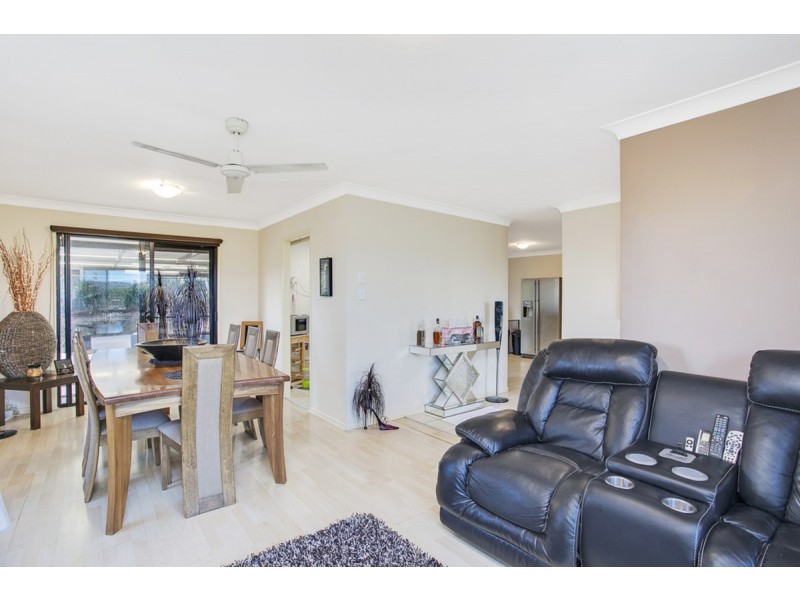 28 Maui Crescent, Oxenford QLD 4210