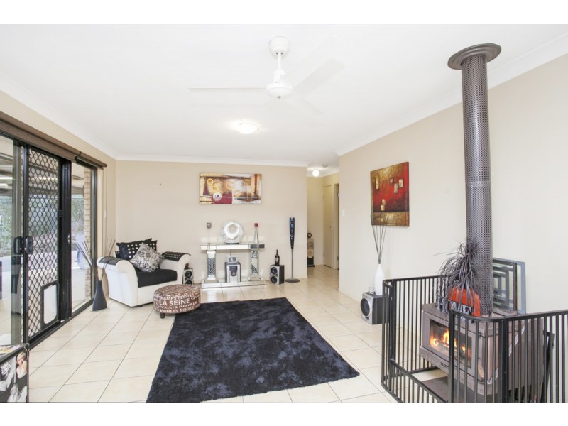 28 Maui Crescent, Oxenford QLD 4210