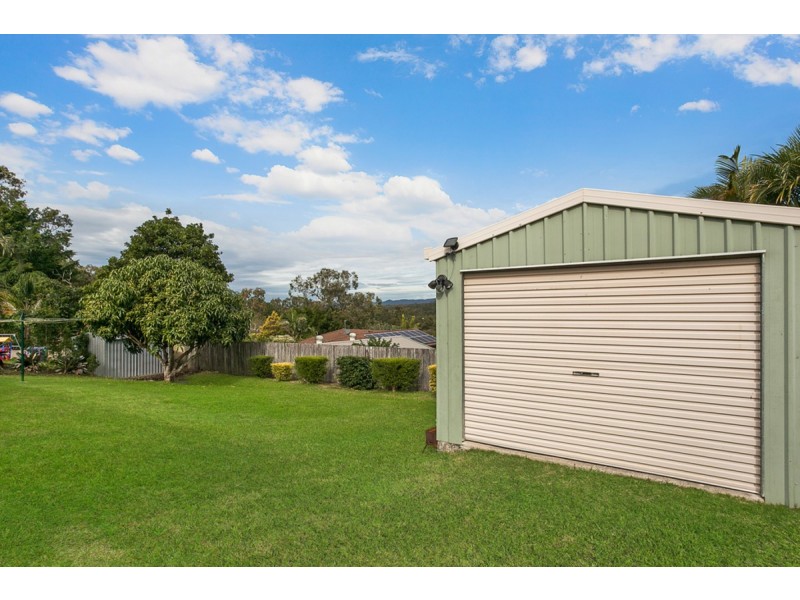 9 Issell Place, Highland Park QLD 4211