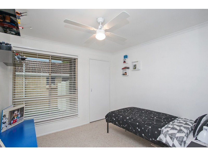 9 Issell Place, Highland Park QLD 4211