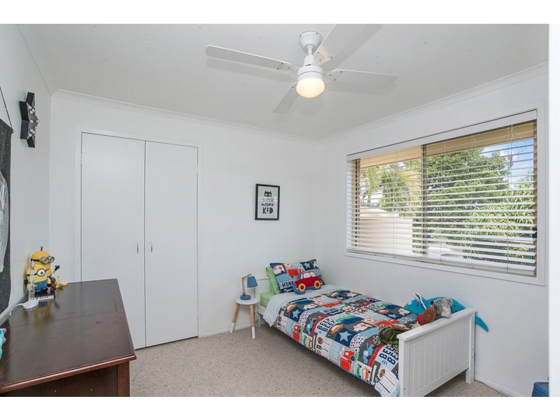 9 Issell Place, Highland Park QLD 4211